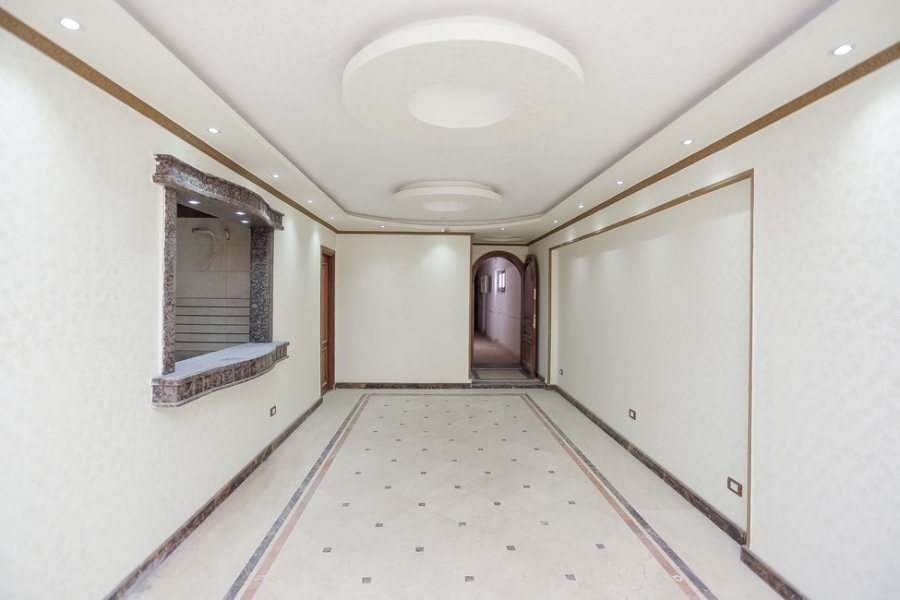 Apartment For Sale 152m Bolkly (Laphezon St.)