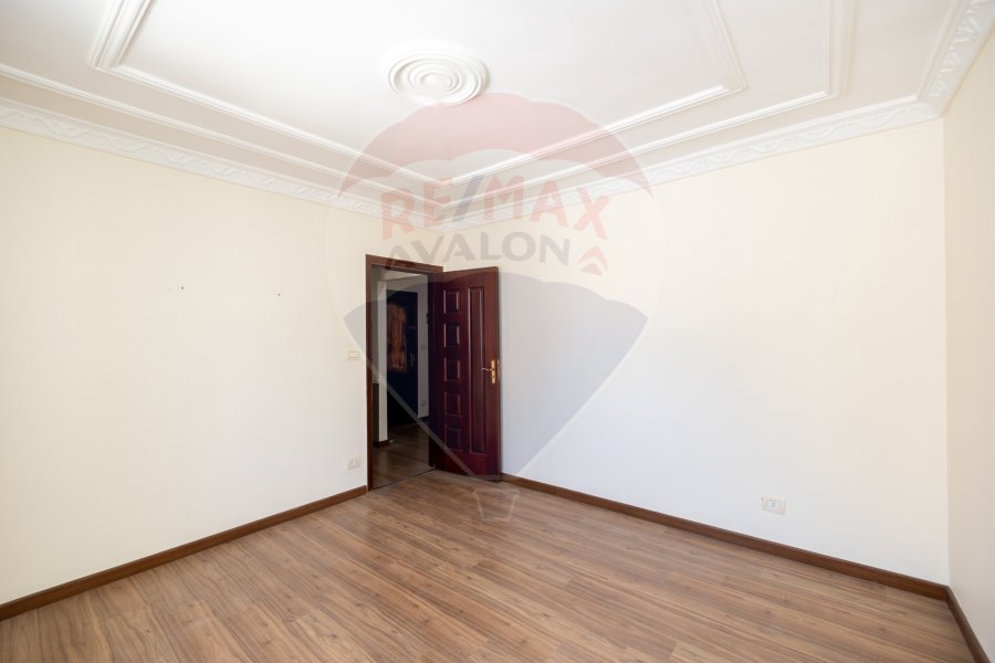 Apartment for sale 130 m Kafr Abdo (Ibrahim ragi St.)