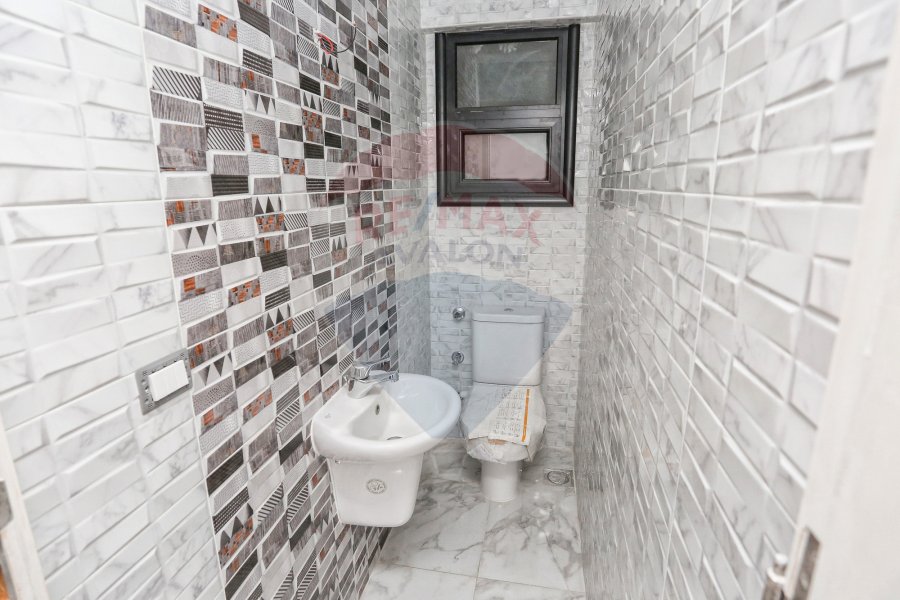 Apartment for Sale 182 m Smouha (East Tower Compound - Ryada school st)