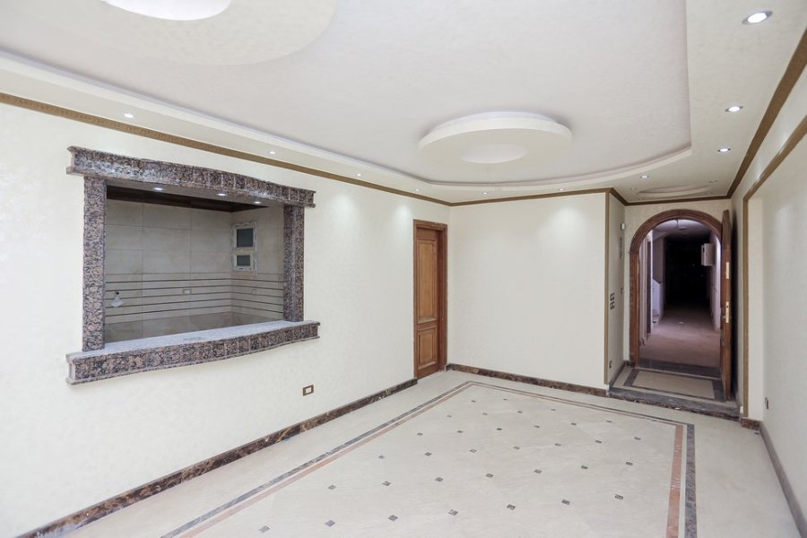 Apartment For Sale 152m Bolkly (Laphezon St.)