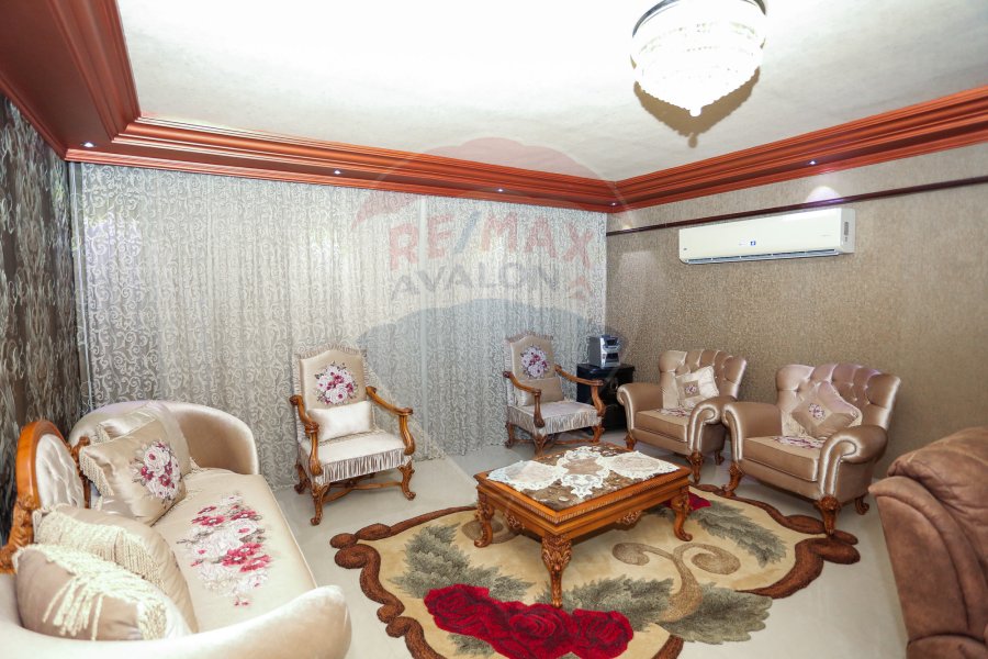 Apartment for sale 232 m Gleem (El Marghany Palace view)