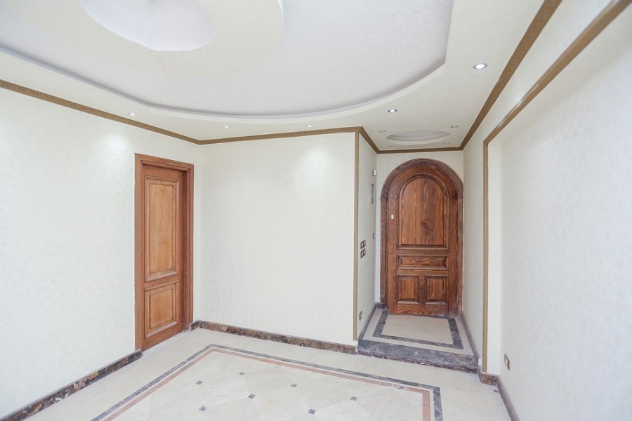 Apartment For Sale 152m Bolkly (Laphezon St.)