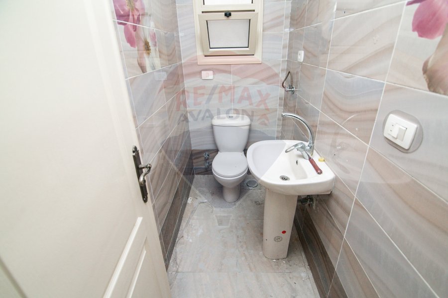Apartment for sale, 200 m, Kafr Abdo (steps from Saint Jenny - Brand Building)