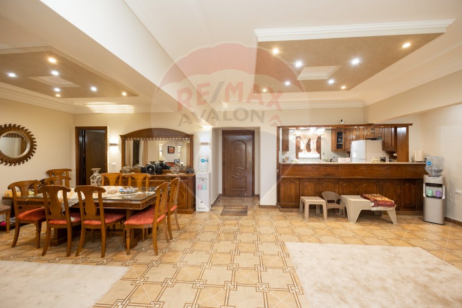 Ground chalet + Garden for Sale north coast (Granada village)