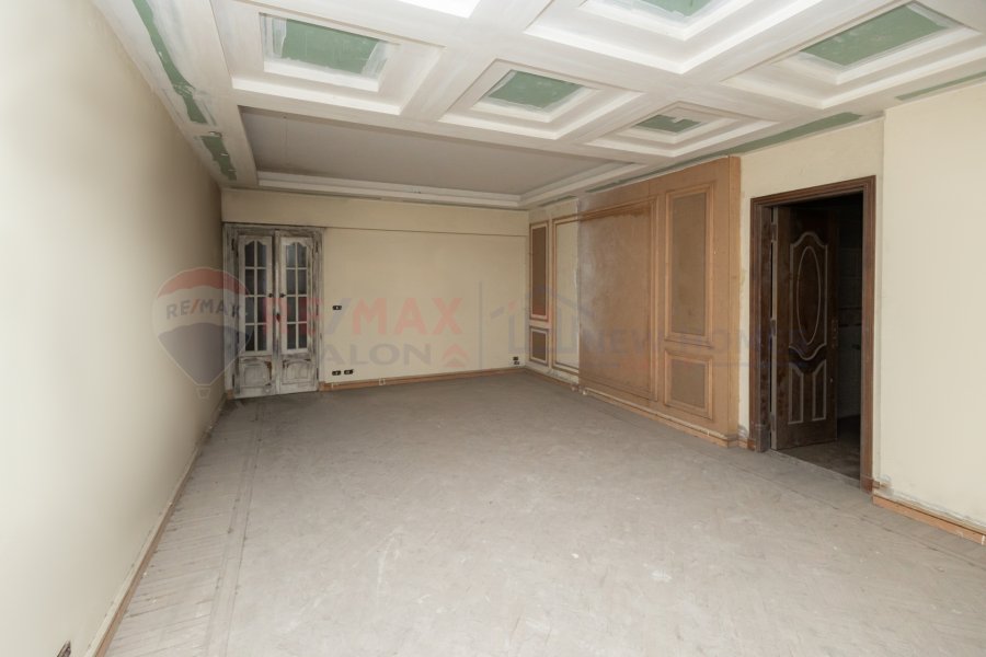 Apartment for sale 375 m Zizinia (In front of the Jewelry Palace - Brand Building) - 18,000,000 EGP