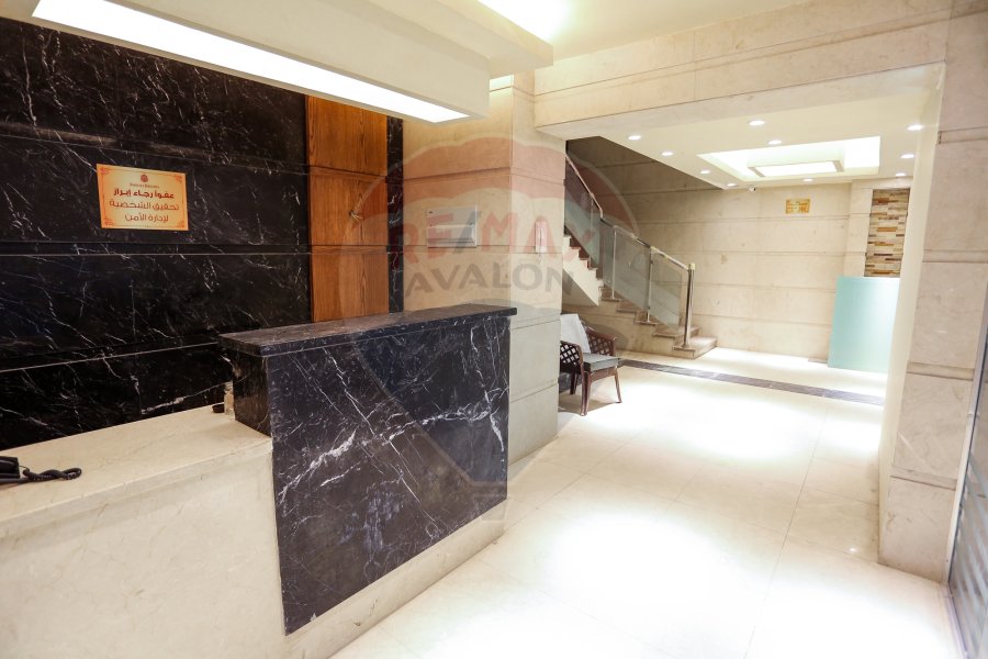 Administrative mezzan for sale 106 m Smouha (Fawzi Moaaz St.-Compound Smouha Heights)