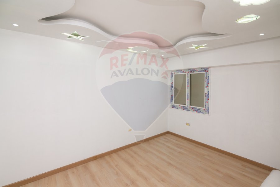 Apartment for sale 135 m El Ibrahimya (Abu Qir Main St.)