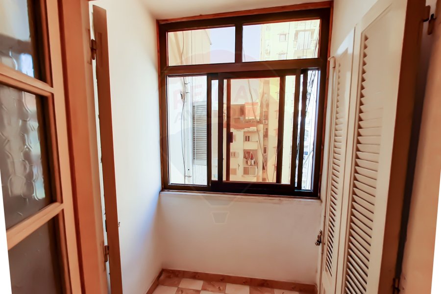 Apartment For Sale 250 m Elebrahmya (Abo Qer Main St.)