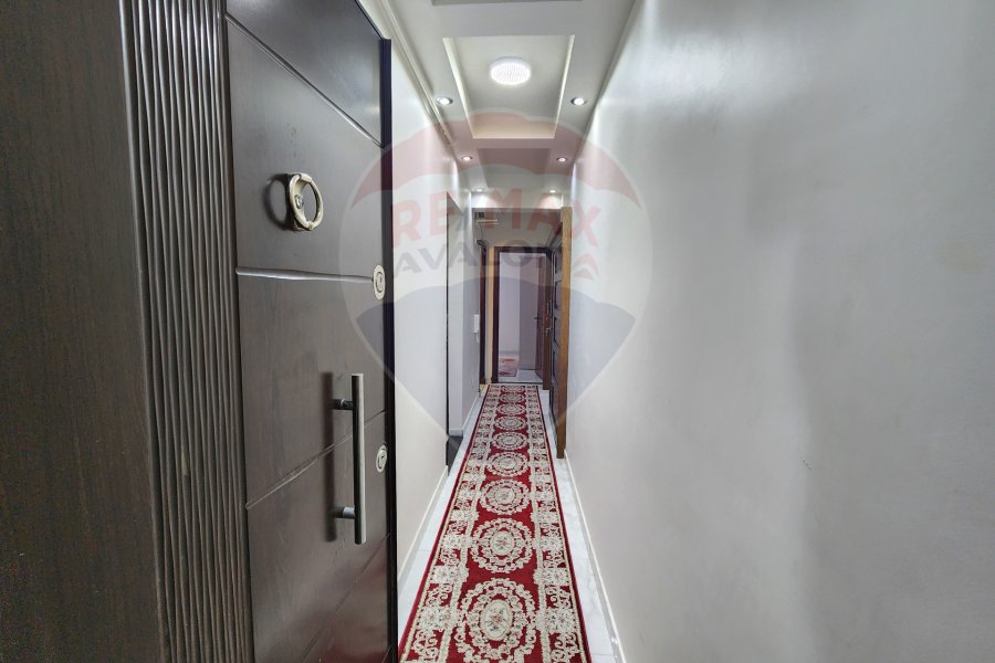 Furnished apartment for rent 130 m El-Shatby (Portsaid - Steps from the sea)