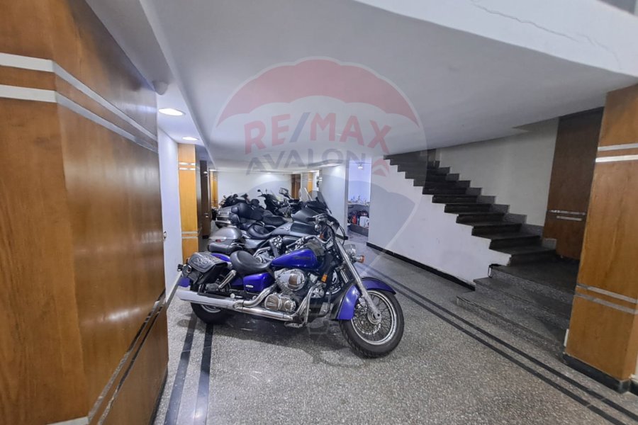 Shop 150 m + Up Floor 70 m for sale Sidi Bishr (2nd from Al Essawy st.)