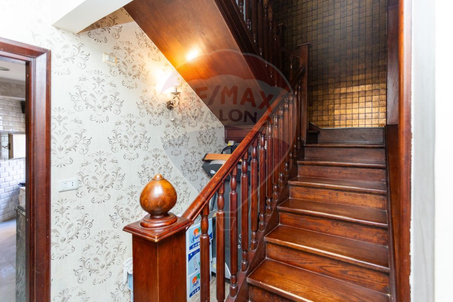 Duplex Apartment for sale 330 m Louran
