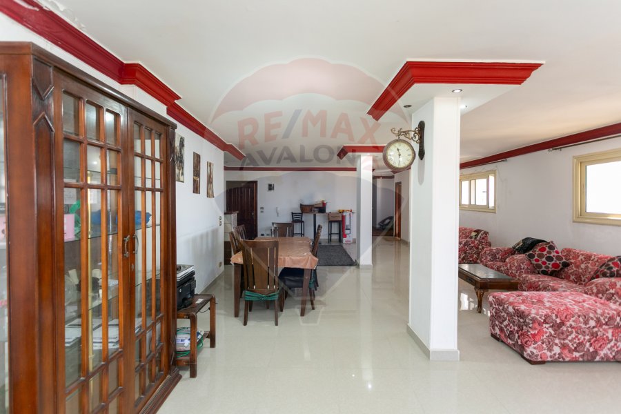 Apartment for sale 500 m Sporting (El Likhmy)