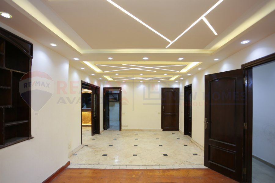 Apartment for sale 200 m Zezinia (directly on the tram - brand building)