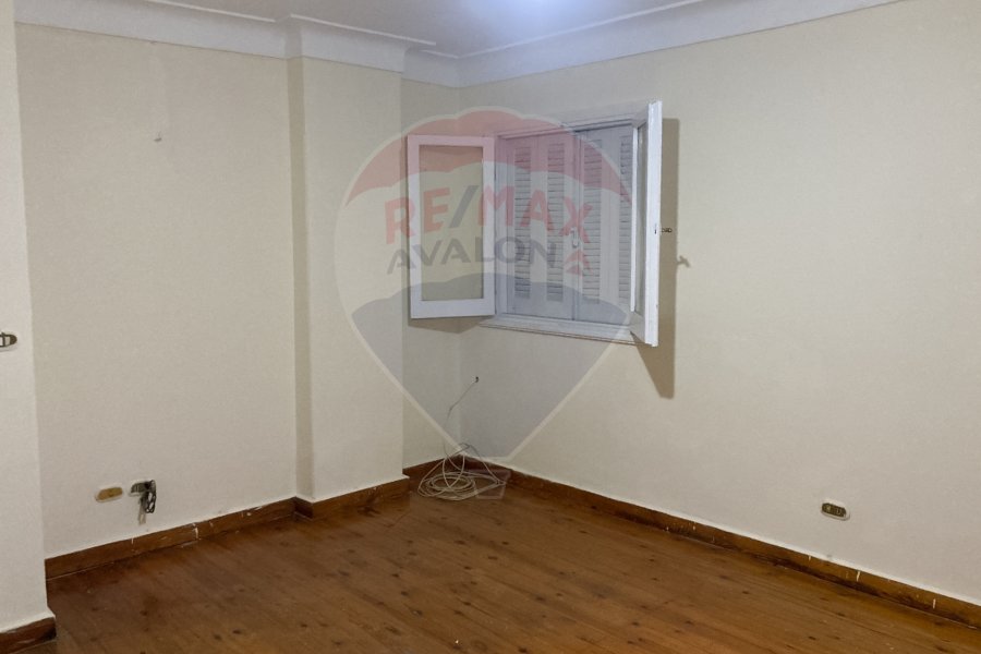 Apartment for sale 120 m Al-Syouf (Gamila Bou Harid St.)