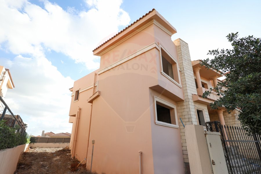 Twin House Villa for sale King Mariout (Alex West - Antoniadis area) 405 m