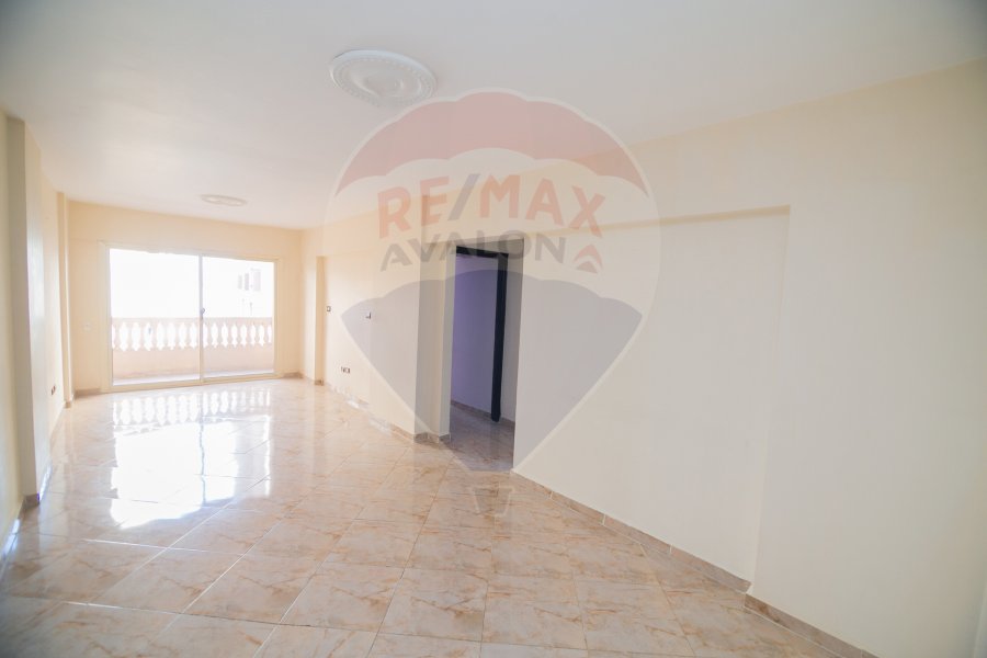 Apartment for sale 107 m Moharam Bek (Moharam Pasha neighborhood)