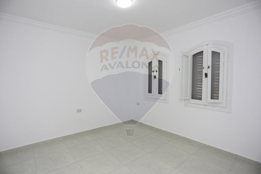 Stand alone ground chalet with garden for sale (Reem El Fala) 105 m