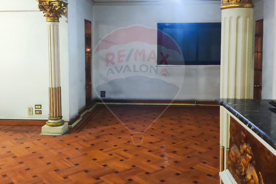 Apartment for sale 350 m Gleem (Moustafa Fahmy St)