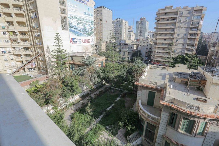 شقة للبيع 275م جليم -بين الترام والبحر