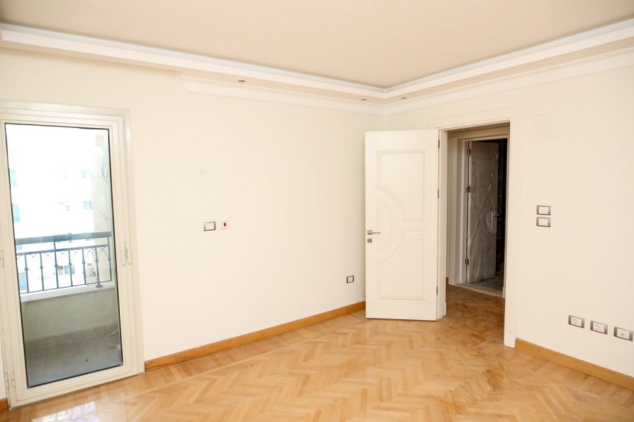 Apartment For Sale 315m Smouha (Antoniadis City Compound)