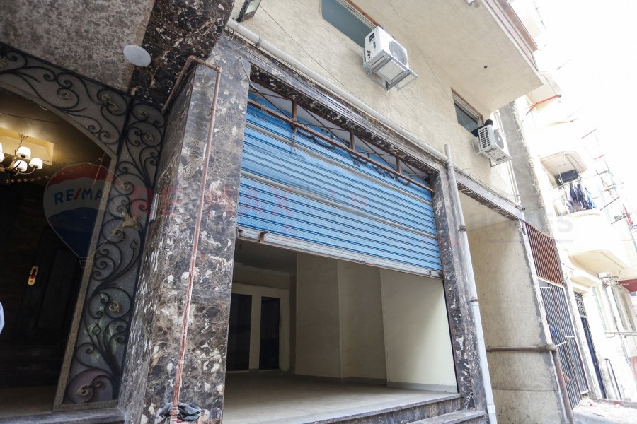 Shop for rent 43 m Al-Ibrahimia (second number from Abu Qir st.)