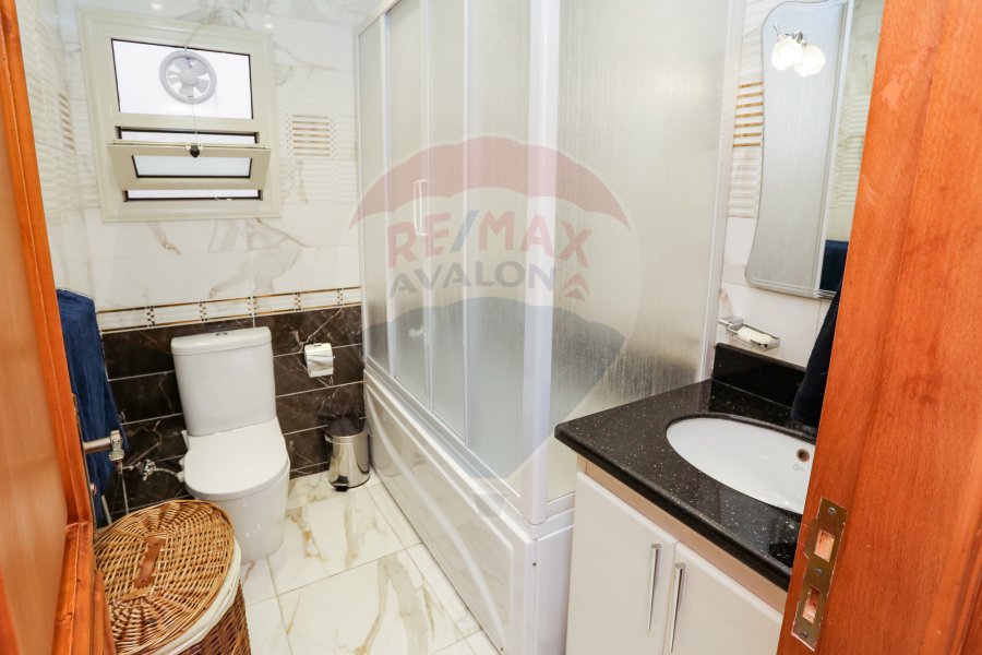 Apartment for sale 195 m Zezenia (Mostafa Abdel Razek St.)