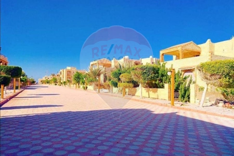 Chalet for sale (Al Gawhara - Ras El-Hekma) 80 m
