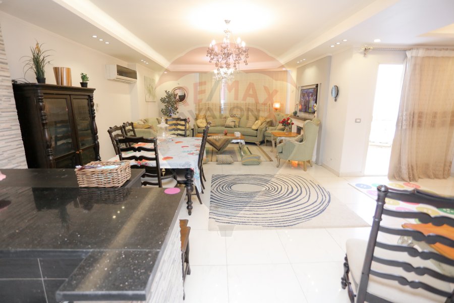 Apartment for Rent 215 m Elasafra (1st num from the Sea)