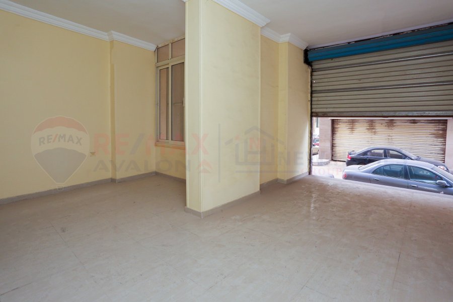 Shop for rent 43 m Al-Ibrahimia (second number from Abu Qir st.)