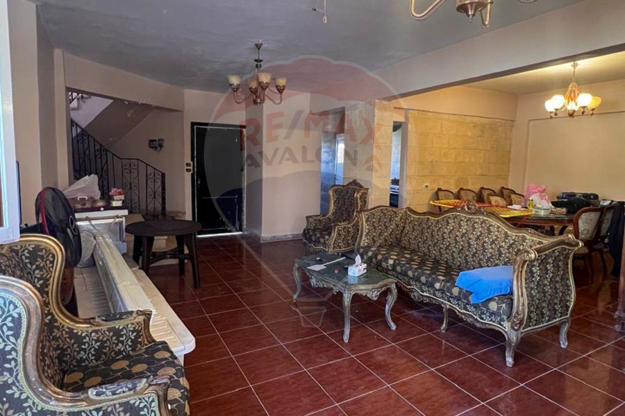 Stand alone villa for sale (Heliobeach) 700 m