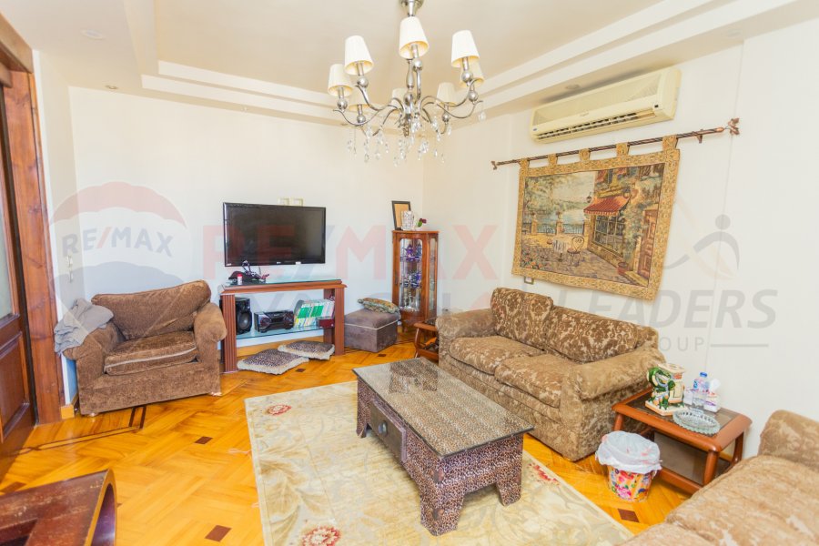 Apartment for sale 210 m Saba Pasha (steps from Abu Qir Street)