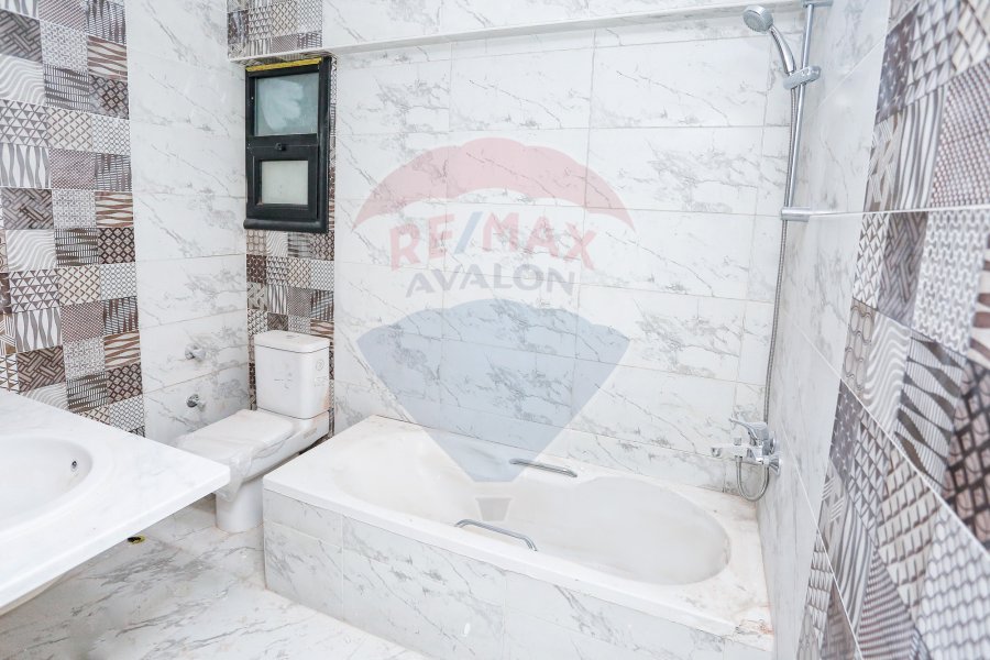 Apartment For Sale 215 m Smouha (East Towers Compound - Ryada St)