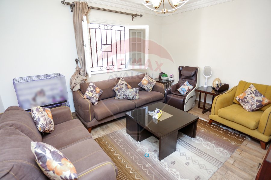 Apartment for sale 195 m Zezenia (Mostafa Abdel Razek St.)