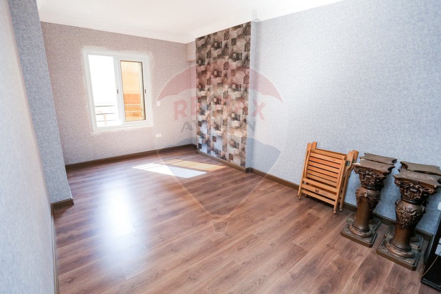 Apartment for Sale 165 m Cleopatra (steps from port said st)