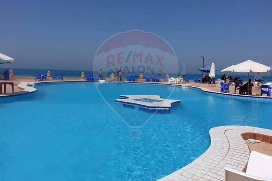 Chalet for sale (Al Gawhara - Ras El-Hekma) 80 m