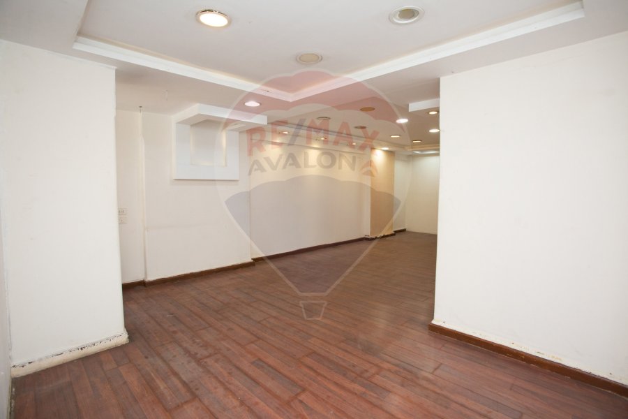 Administrative apartment for rent 70 m Louran (Abu Qir St.) - 20,000 EGP monthly