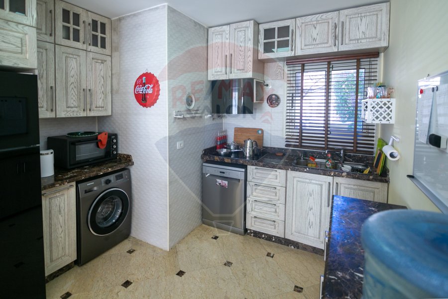 Town house villa for sale 205 m King Mariout (Alex west)
