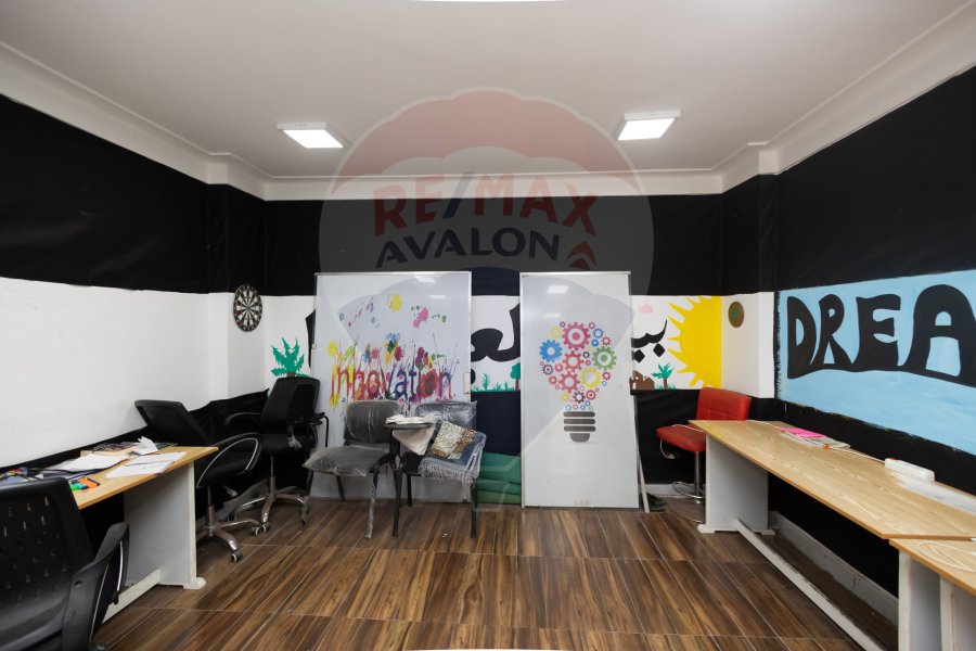 Administrative headquarters for rent 150 m Louran (steps from Shaarawy St.)