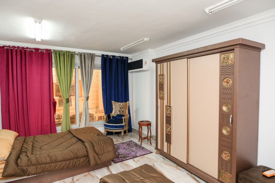 Mezzanine For Rent 457m Laurent (Serhank St.)