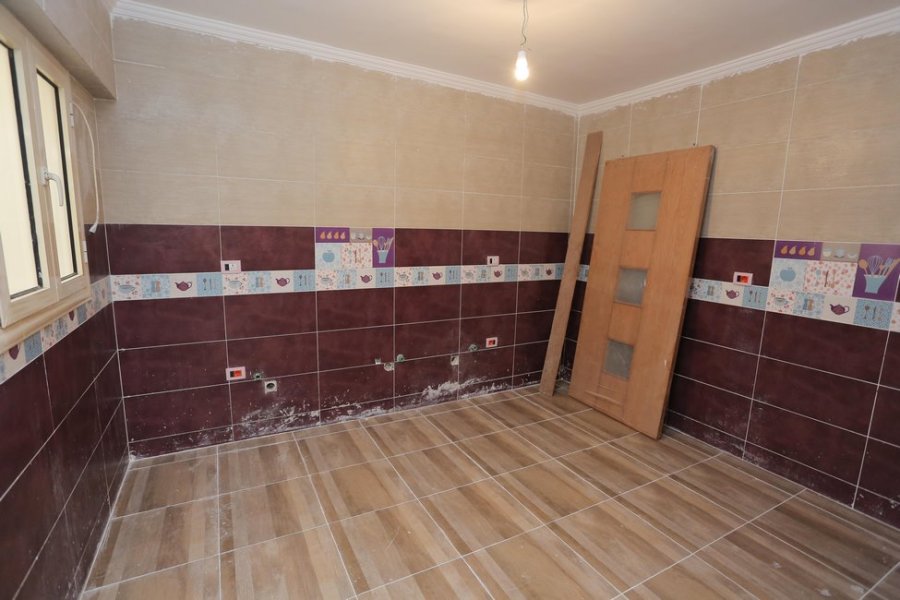 شقة للايجار 231م لوران (ش سيرهنك)