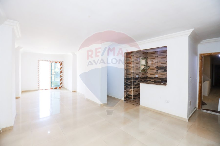 Apartment for sale 135 m Miami (Iskand Ibrahim St. - Steps from the sea)