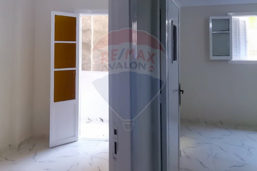 Apartment for sale 100 m Seyouf Tram (branching from Gamal Abdel Nasser St.)