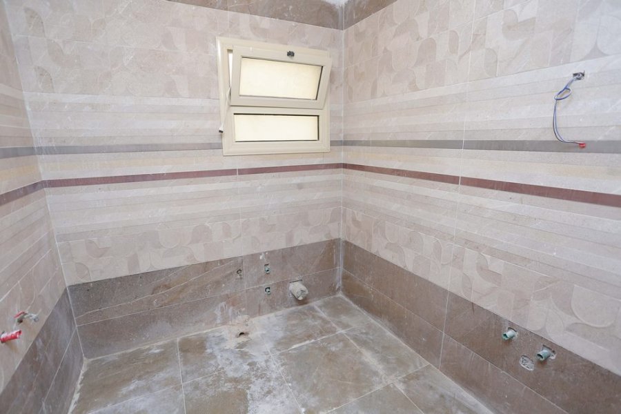 شقة للايجار 231م لوران (ش سيرهنك)