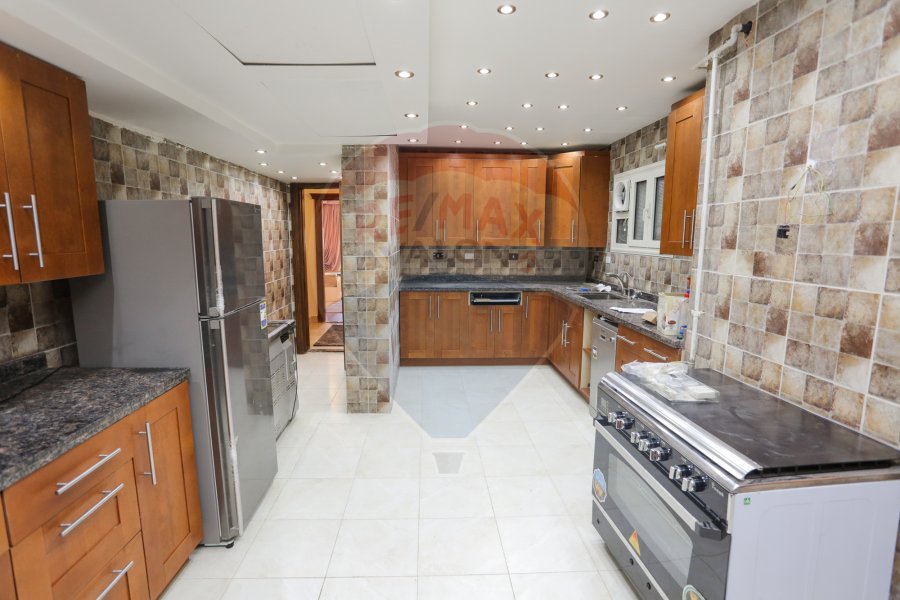 Furnished Apartment for rent 345 m Zizinia (In front Royal Jewellery)