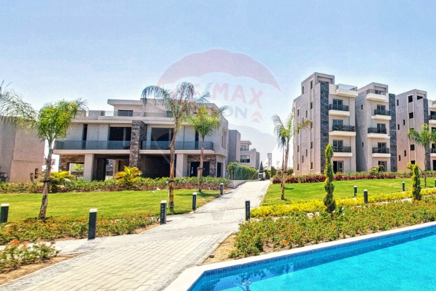 Twin house villa for sale 300 m October (Sun Capital)