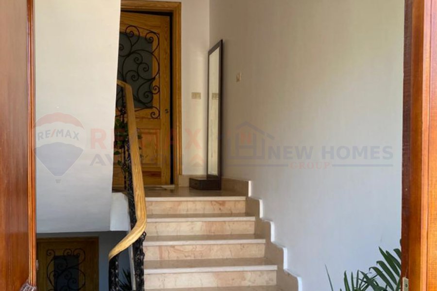 Villa for sale (La Vida Compound) El Bustan 6th of October 600 m