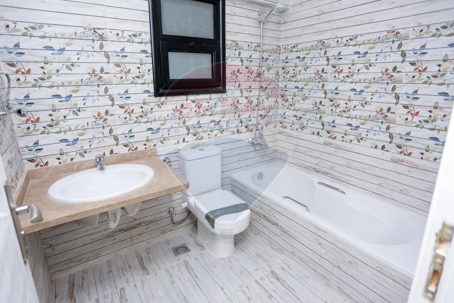 Apartment For Sale 174 m Smouha (East Towers Compound - Ryada St)