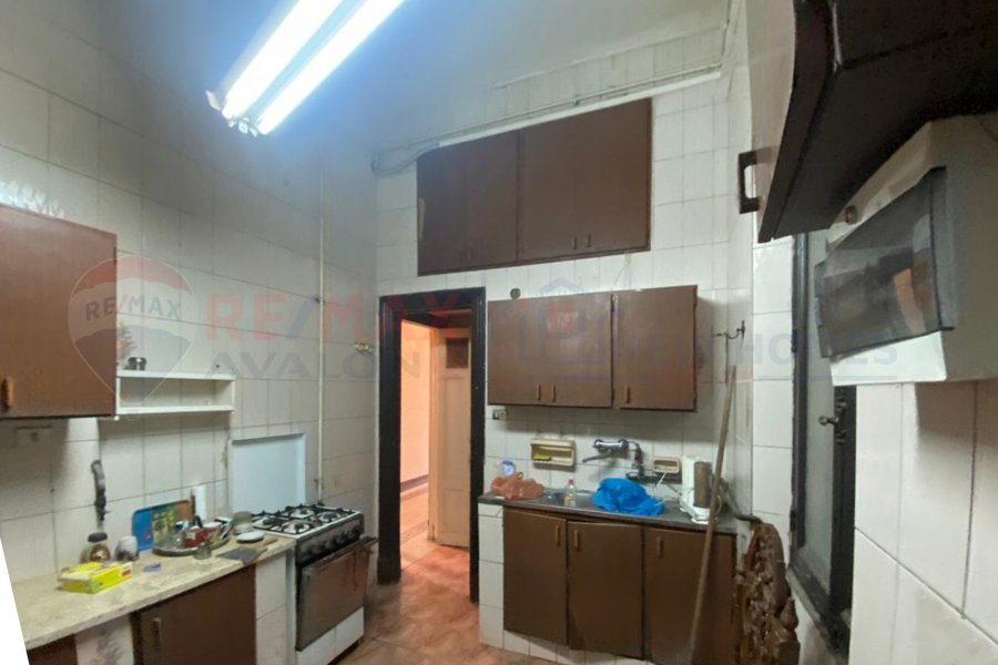 Apartment for sale 238 m net Latin District (Aly Amin Maher st.)