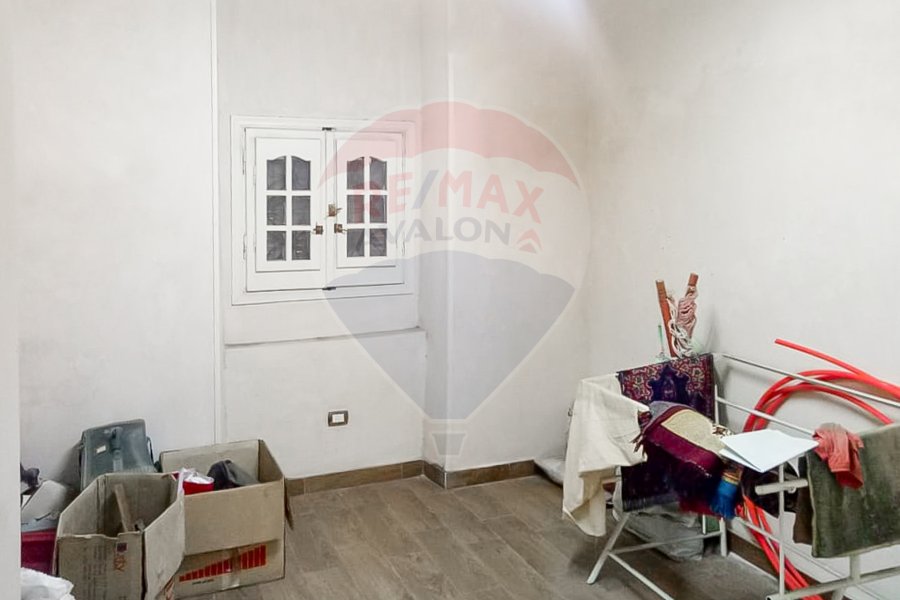 Commercial Headquarters For Rent 200 m (Mohamed Karim St.)