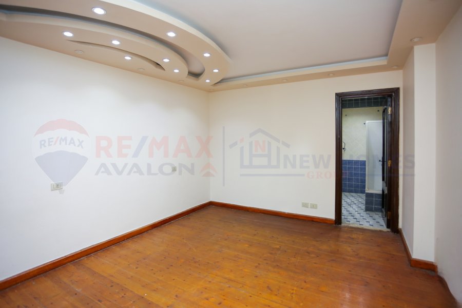 Apartment for sale 200 m Zezinia (directly on the tram - brand building)